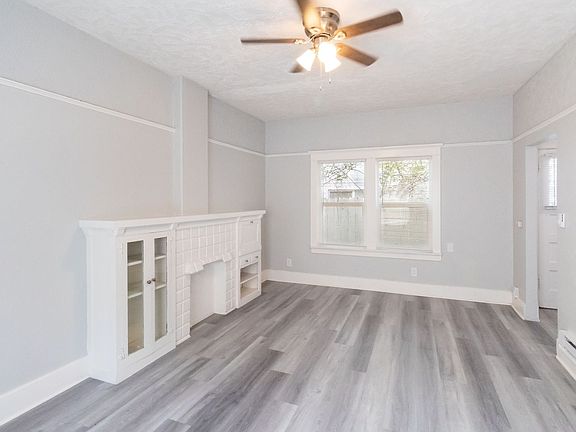 5th image of 1049 E 5th St APT F