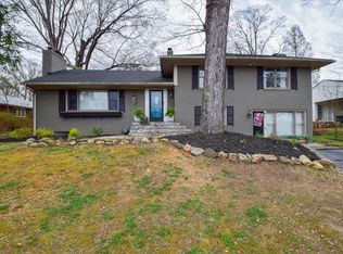 3068 Sedgefield Rd SW, Roanoke, VA 24015