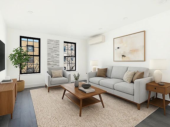 3rd image of 188 Green St APT 1L