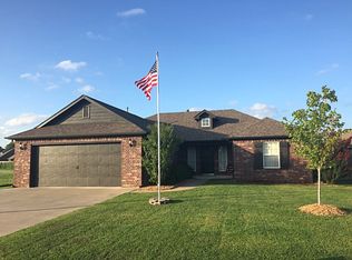 26505 Foxen Dr, Claremore, OK 74019