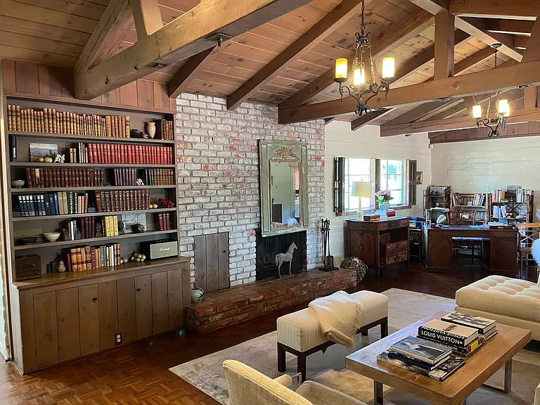 5331 La Glorieta — Photo 2