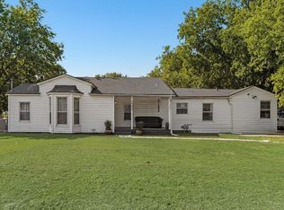 1520 Olive St, Gainesville, TX 76240