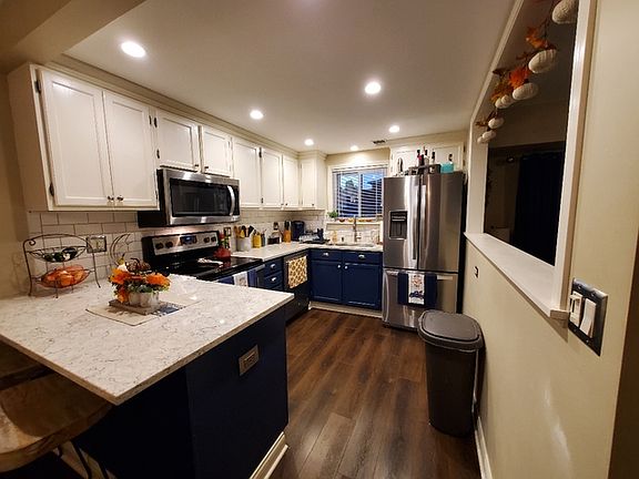 4th image of 4951 W 134th Pl #1D