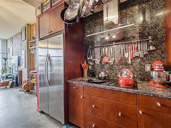 5th image of 130 Arizona Ave Unit 305
