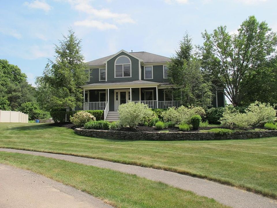 1st image of 3 Amber Ln