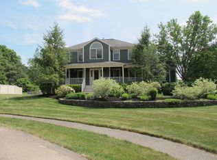 3 Amber Ln, North Easton, MA 02356