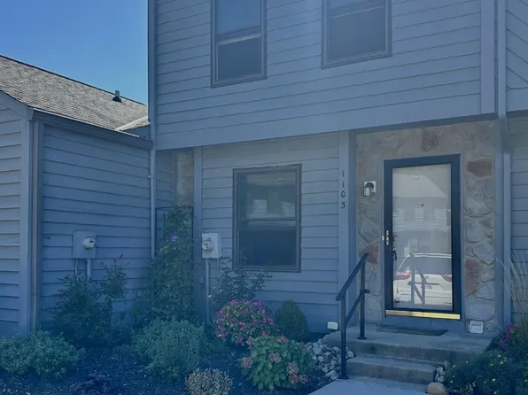 1103 Kensington Ln, Cincinnati, OH 45245