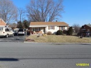 900 Hemlock Rd, Salem, VA 24153