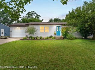 5830 Annapolis Dr, Lansing, MI 48911