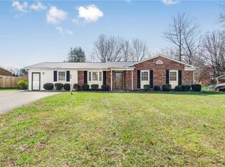 203 Mountain Brook Dr, King, NC 27021