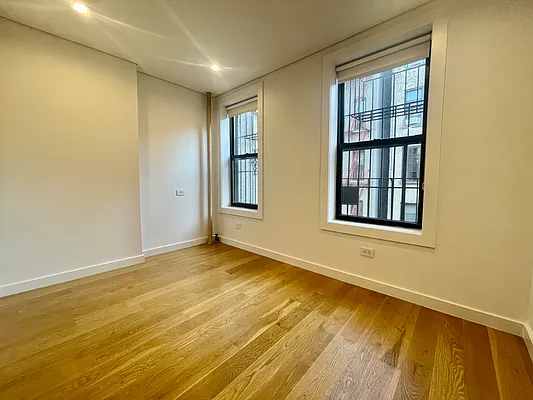 Rented by REAL New York | media 7