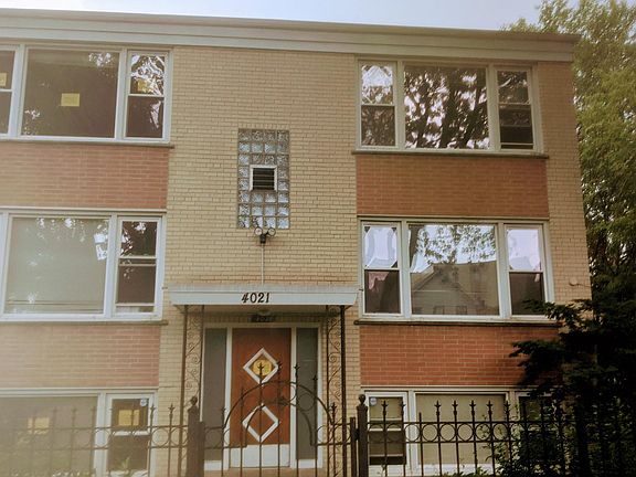 4th image of 4021 W Belle Plaine Ave
