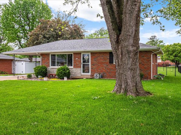 115 W Cascade Dr, Columbia, IL 62236
