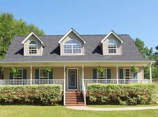 424 Whispering Pines Dr, Catawba, SC 29704