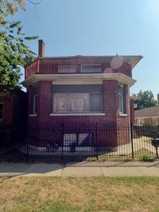1451 N Avers Ave, Chicago, IL, 60651