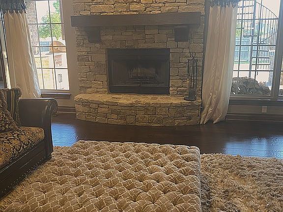 4th image of 1100 Canteberry Dr