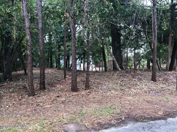 105 Fern Court, Pine Knoll Shores, NC 28512