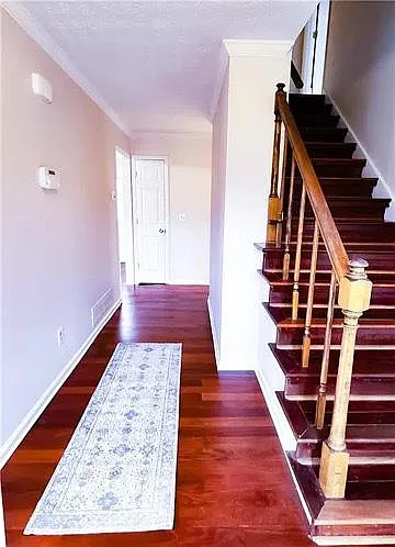 720 Shannon Green Cir SW — Photo 5
