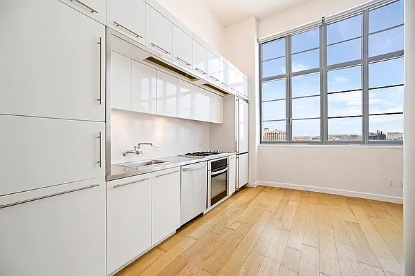 Sold by Level Group | media 5