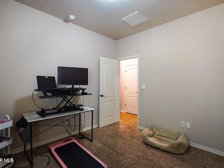 2105 Tim Foster St — Photo 24