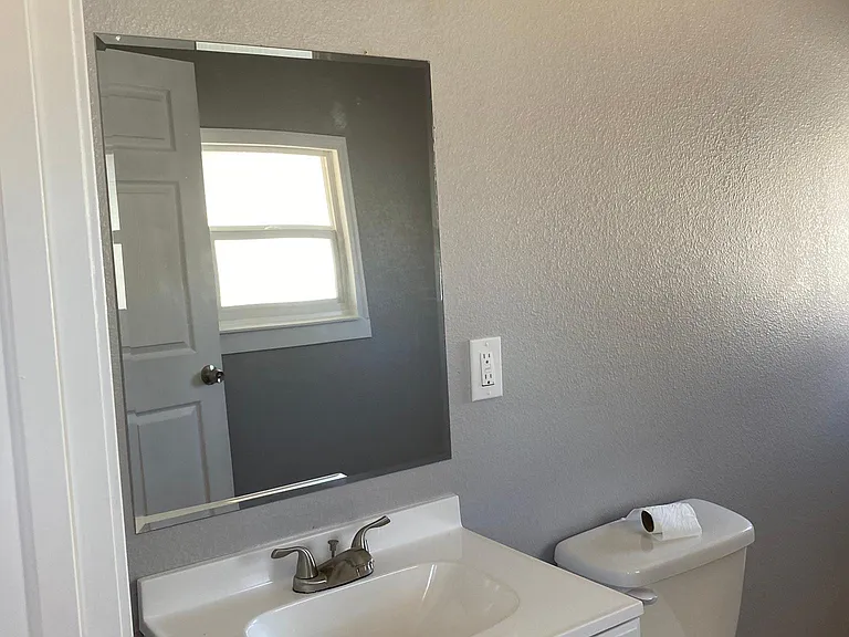 1208 Taylor Ave — Photo 21