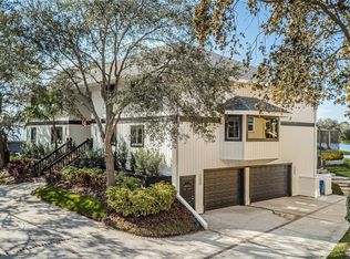 801 Apalachee Dr NE, Saint Petersburg, FL 33702
