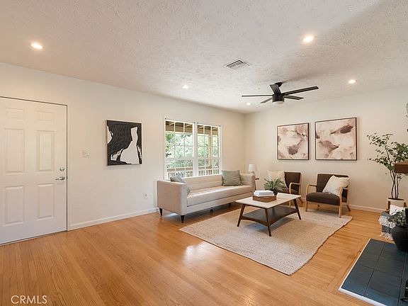 4th image of 3089 Floral Ave