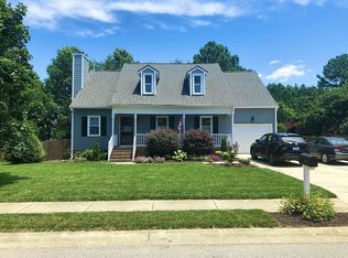 324 Cayman Ave, Holly Springs, NC 27540