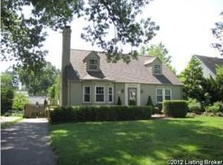 2536 Woodcreek Rd, Seneca Gardens, KY 40205