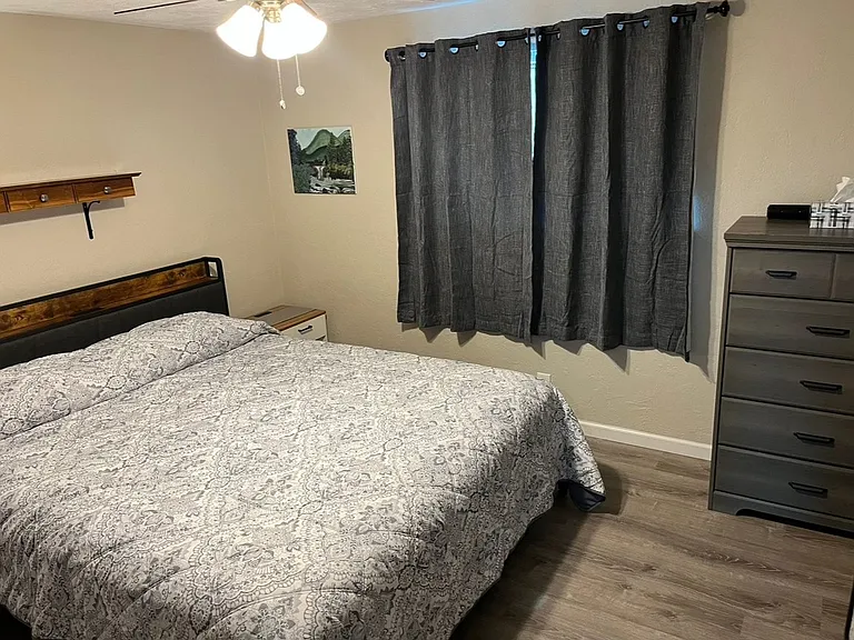 148-38th Pl — Photo 9
