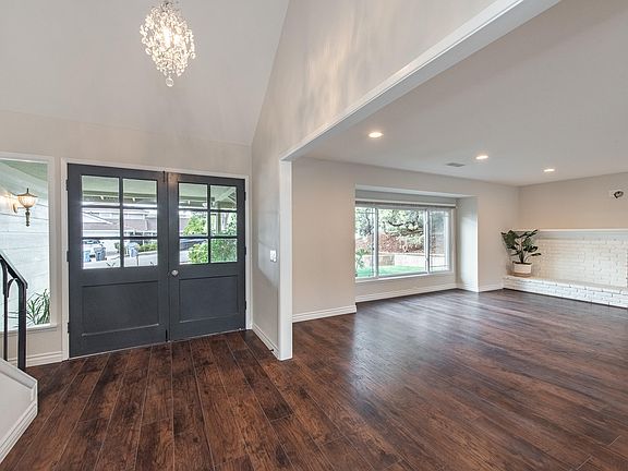 3rd image of 160 Verde Vista Dr