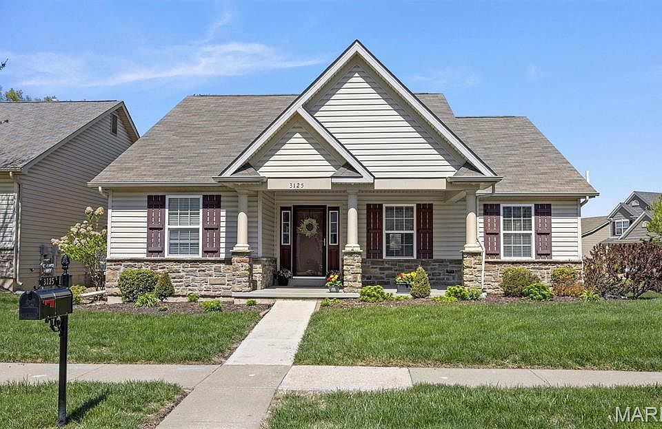1st image of 3125 Calhoun Dr