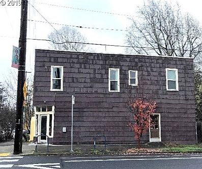 2nd image of 4135 SE Gladstone St