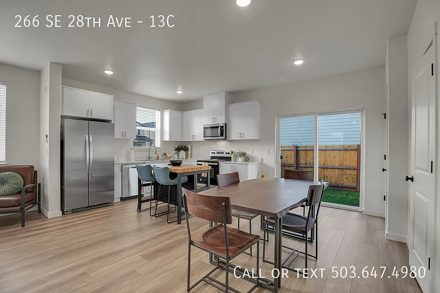 Brand New Townhomes Available Now! 3 bed 2.5 bath, spacious floor plan w/ fenced yard — Photo 4