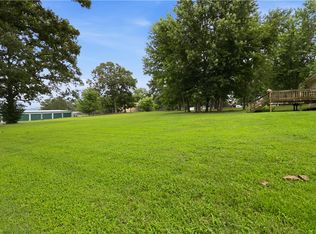 311 Wayne Villines Rd, Prairie Grove, AR 72753
