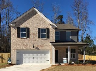 6632 Sky Leaf Ln, Fairburn, GA 30213