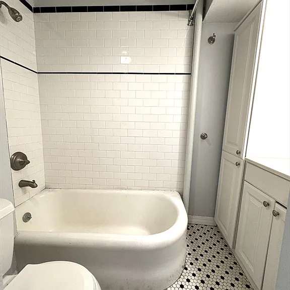 11 Irving St #7 — Photo 8