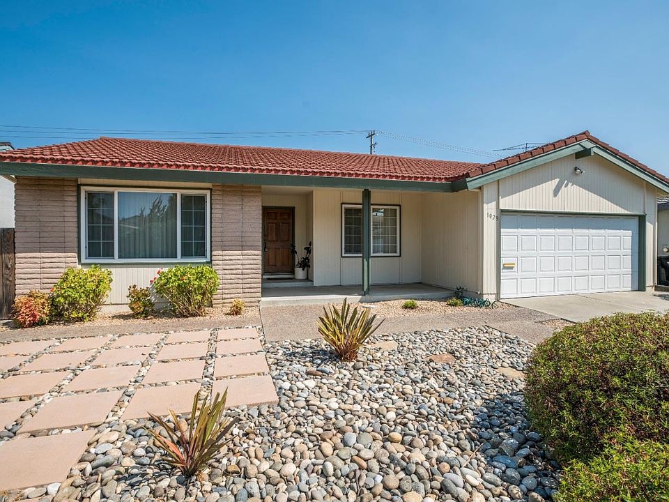 1st image of 1029 Cassia Way