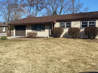 307 Cameron Ave, Lockport, IL 60441