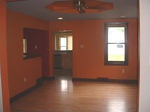 2nd image of 913 Swift Ave