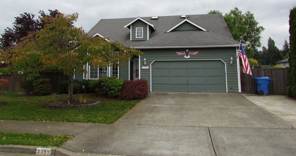 1st image of 2333 19th Street Pl SE