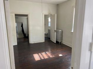 903 Main St, Stroudsburg, PA 18360