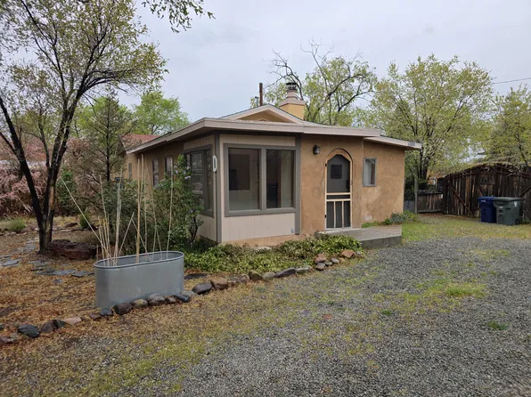 525 Agua Fria St #D, Santa Fe, NM 87501