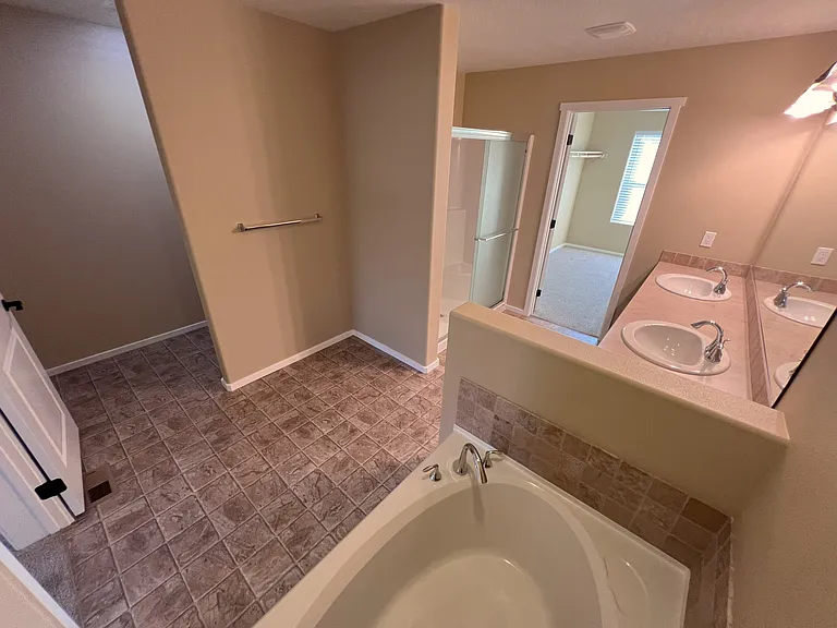 4605 W Magrath Dr — Photo 52