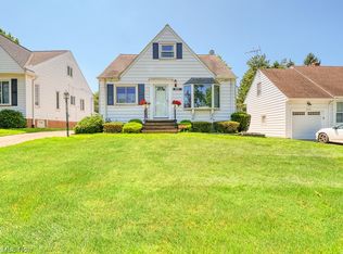 10217 Halcyon Dr, Parma Heights, OH 44130