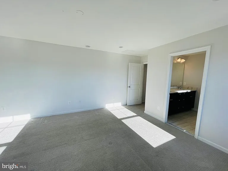 508 Sourwood Ct — Photo 23