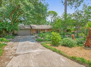 9534 Winsome Ln, Houston, TX 77063