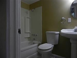 5th image of 16306 Midway St