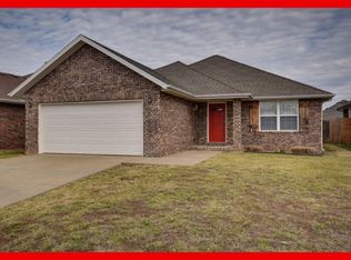 3428 S Juniper Ave, Springfield, MO 65804