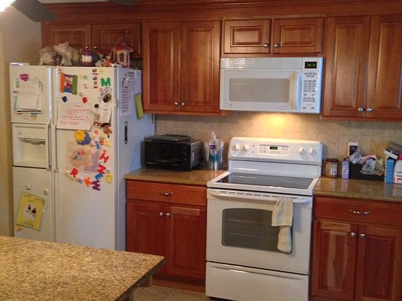 3rd image of 24 Juniper Dr